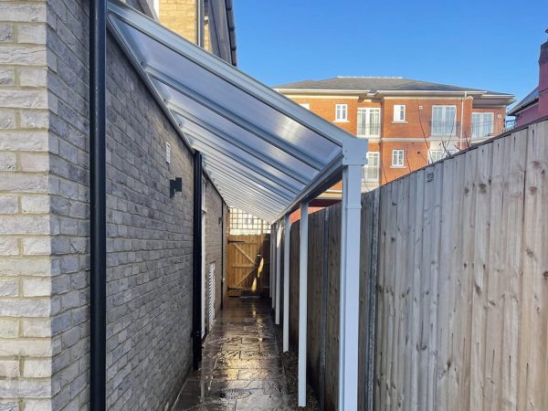 آیا نصب سایبان نیاز به مجوز دارد؟